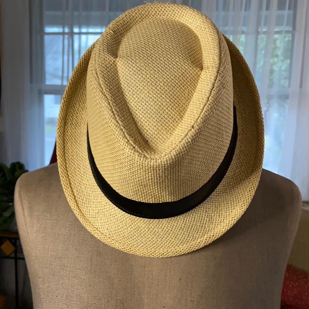 Straw fedora